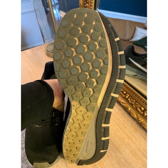 Nike Air Zoom Structure 21 in Black 904695-001 Running Track Shoes Men’s size 13 - Picture 7 of 9